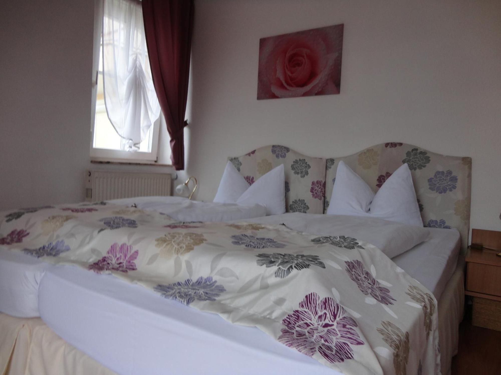 דיפולדיזוואלדה Hotel Am Schloss חדר תמונה